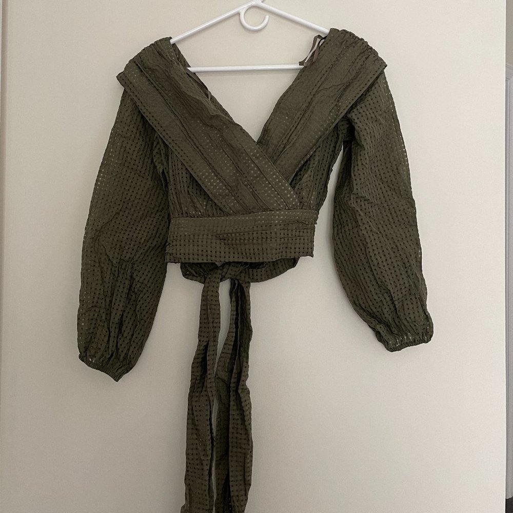 Anthropologie Maeve Cropped Deep-V Blouse